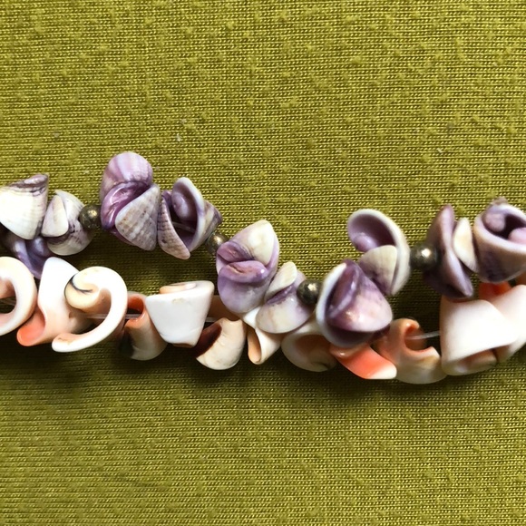 Shell Necklace Set - Picture 2 of 3